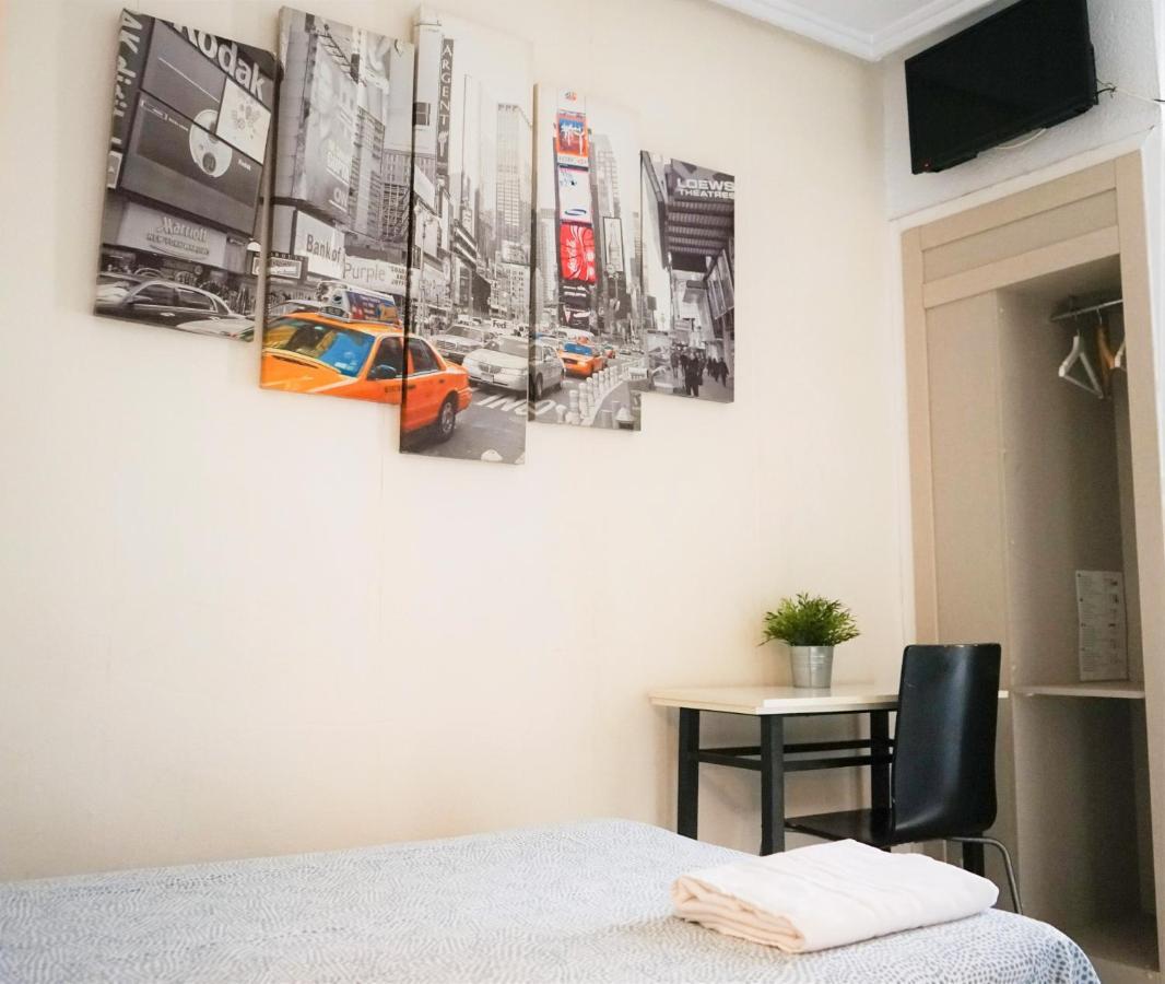 Hostal On Dormire Walencja Zewnętrze zdjęcie