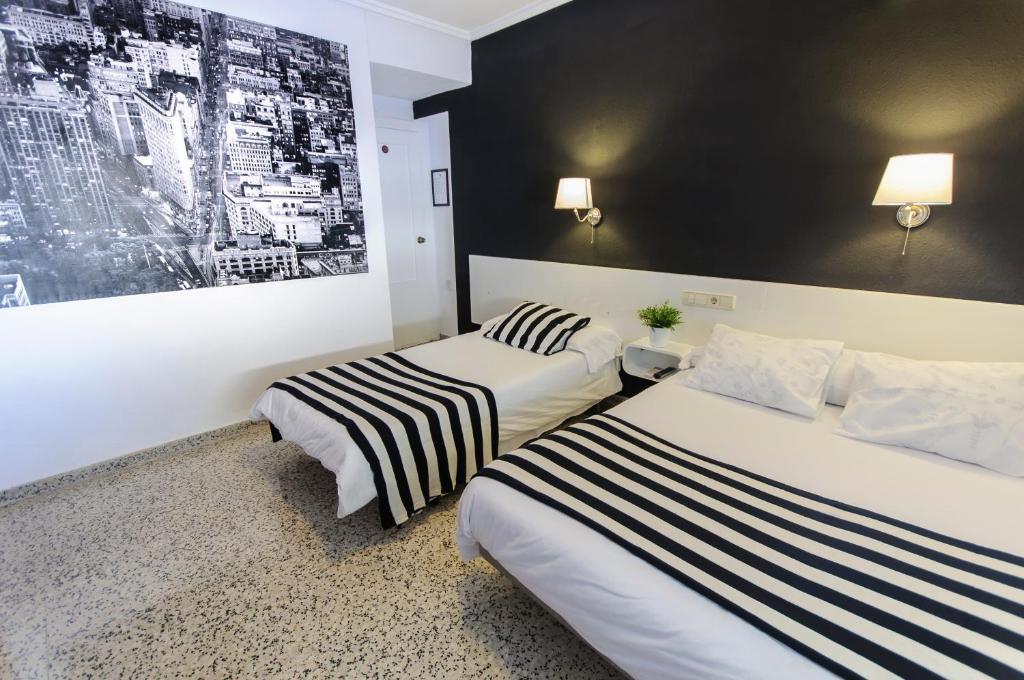 Hostal On Dormire Walencja Zewnętrze zdjęcie